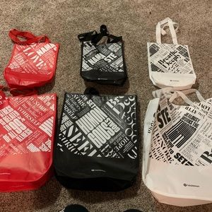 Lululemon tote bags set